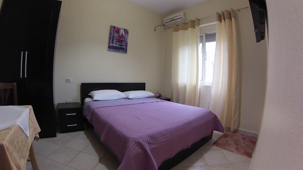 Hotel 4 Stinet Vlore Bagian luar foto